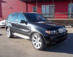 2006 BMW X5 4.8is - SPORT PKG/PANO-ROOF/NAVIGATION - 5317 21A Avenue S.E