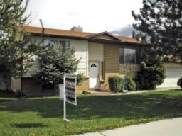 SOLD!! 1110 Sq ft Rundle Bi Level NICE!!  315,000